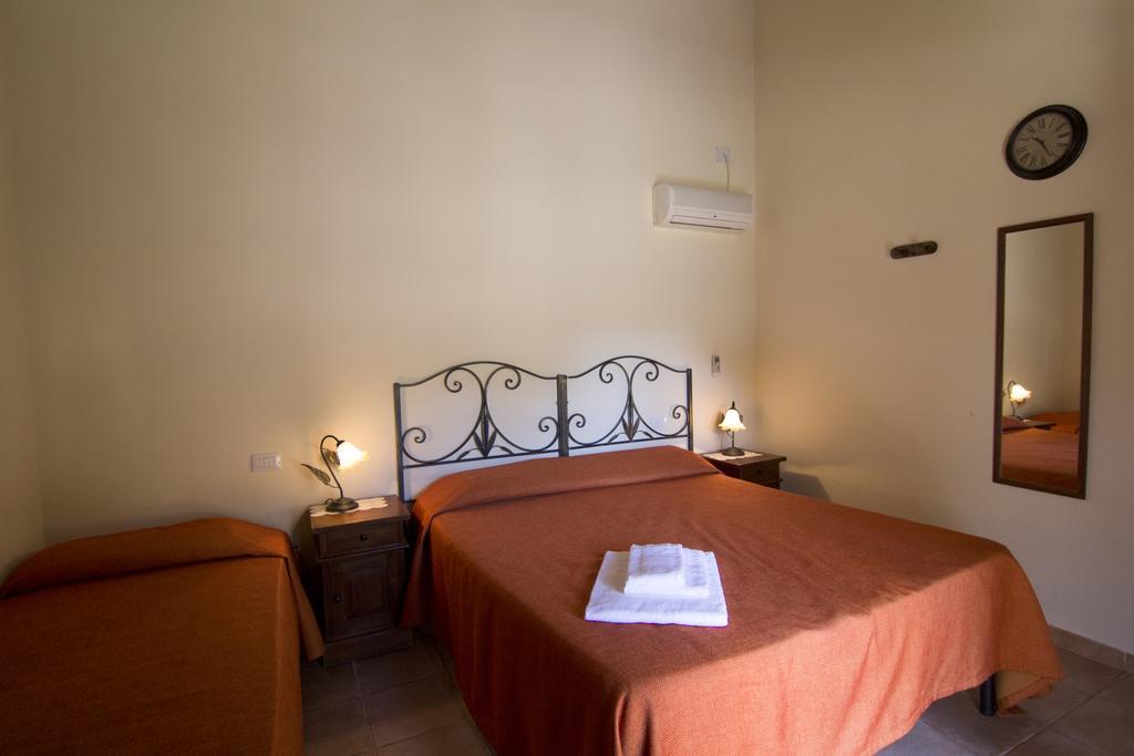 Agriturismo Sa Rocca イグレージアス エクステリア 写真